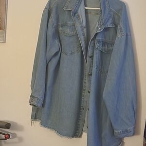 Classic Blue Jean Jacket with Versatile Denim Style
